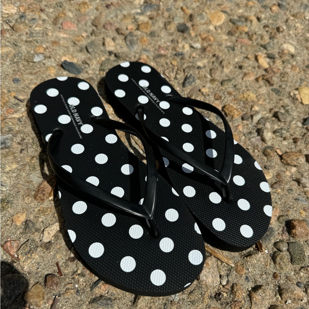 Old Navy Black and White Polka Dot Sandals